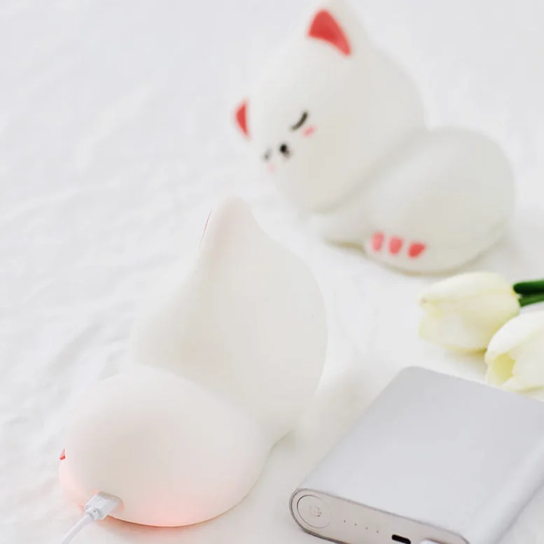 🐱 Chat mignon 🥺 - 🌟 Lampe de nuit en silicone 🤗 RGB Couleur 🌈 Rechargable 🔋