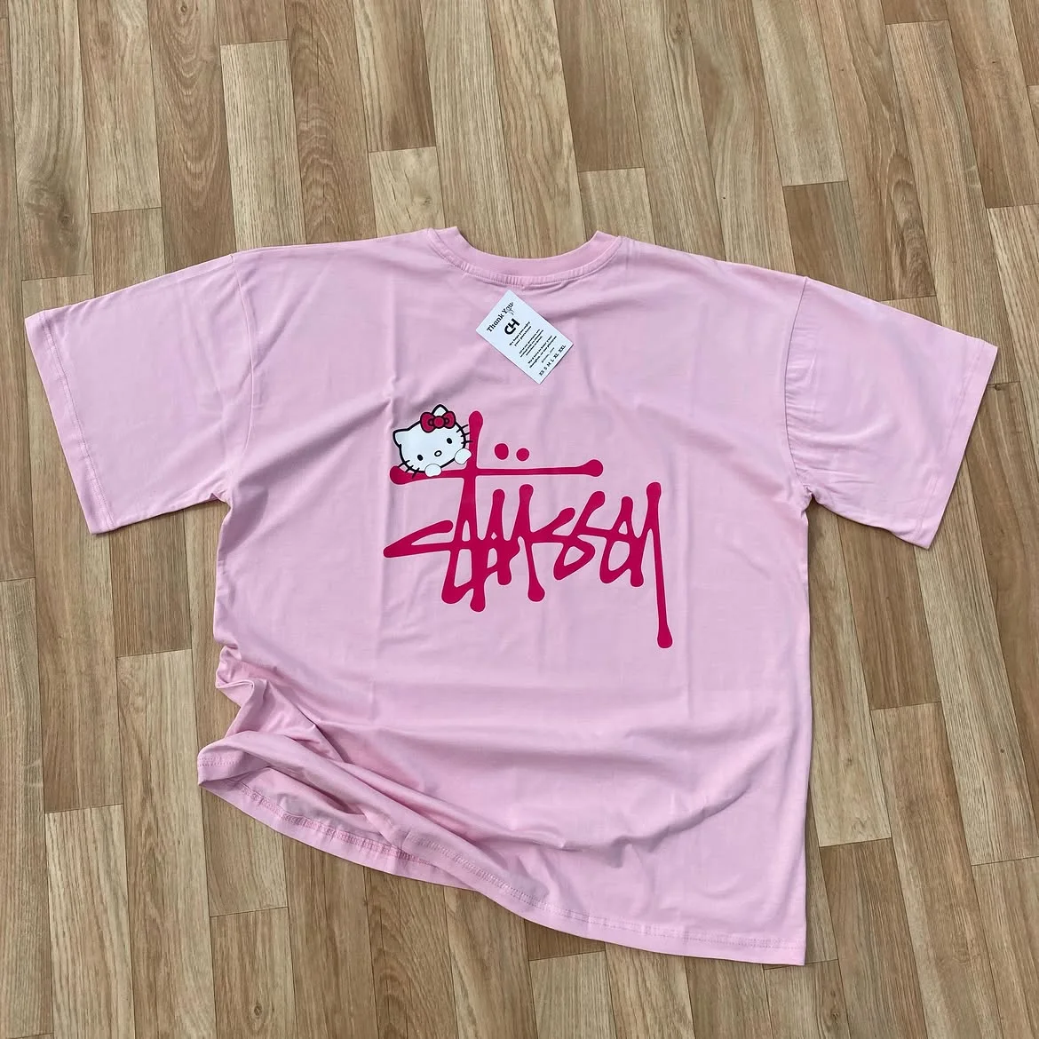 HELLO KITY T-SHIRT