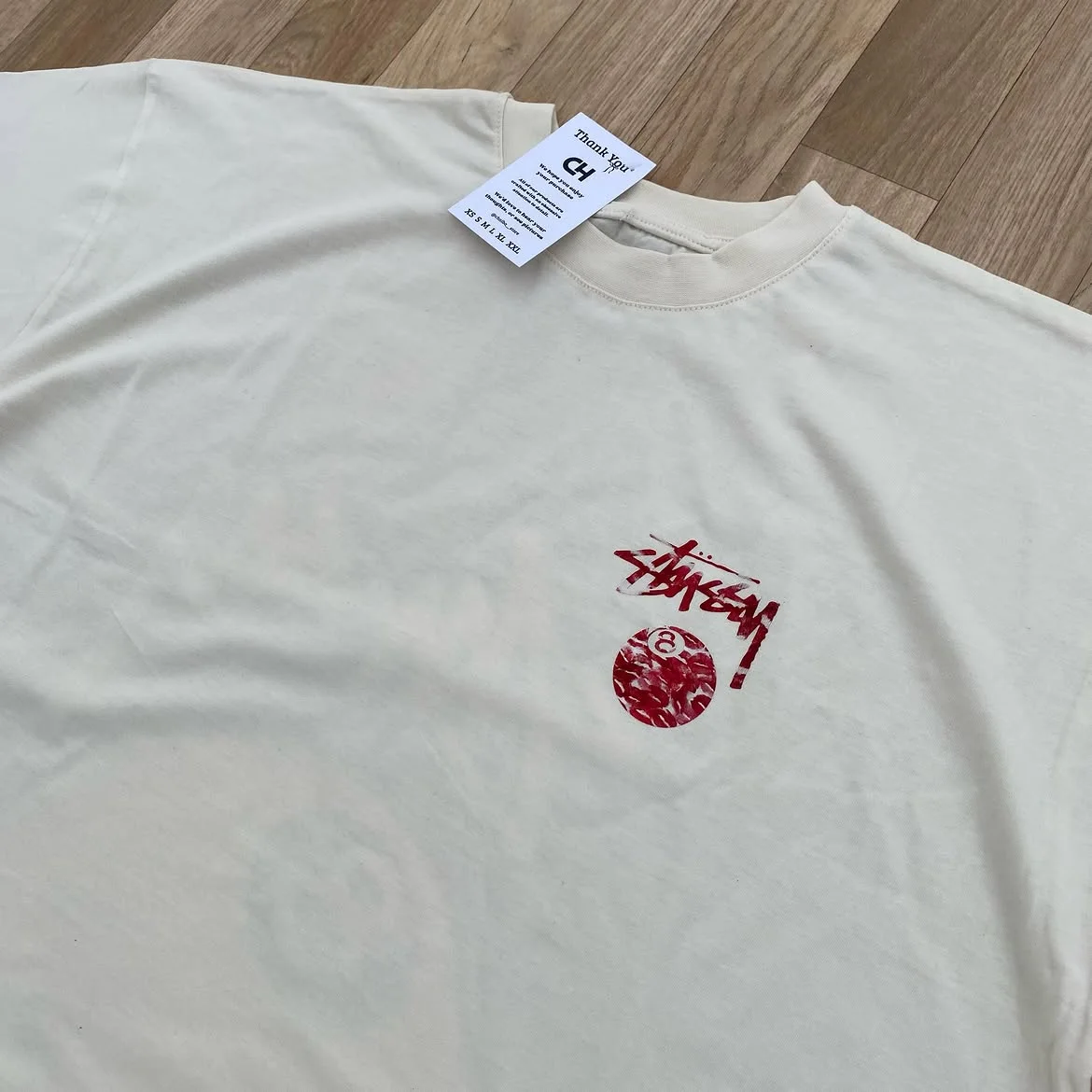 RED 8 T-SHIRT