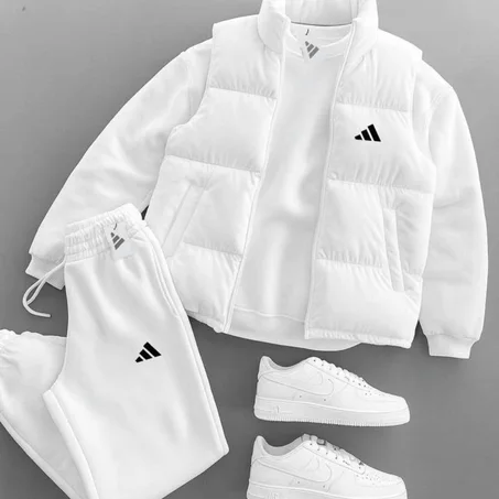 تشكيلة ملابس