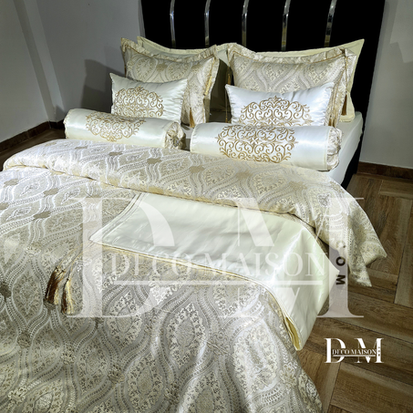 Ensemble de Couvre lit Brocard 11 piéces
