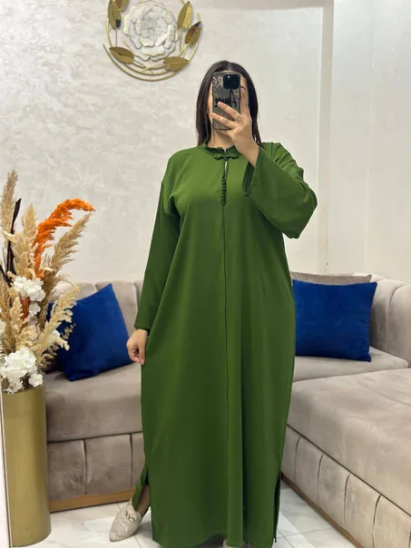 جلابة دوبياس طويلة بالطرزة كريب كورية كول اوفسي رائعة انيقة للمناسبات