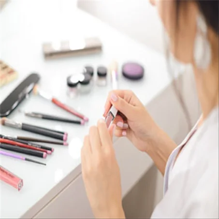 التجميل (Cosmetics and Skincare)
