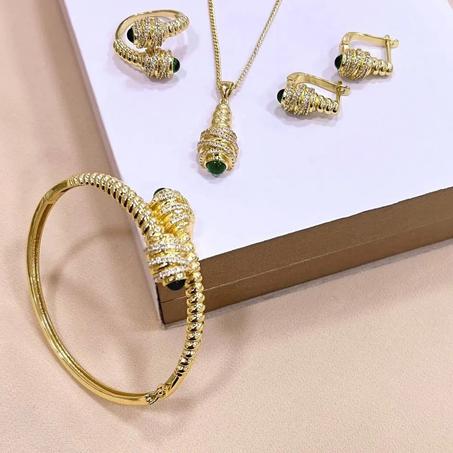 Ensemble de 4 pièces : collier + bracelet + boucles d'oreilles, haute qualité