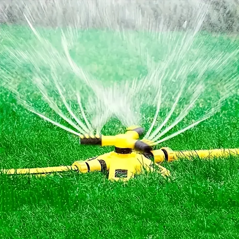 💦 Durable 360° Lawn Sprinkler – Easy Hose Connection