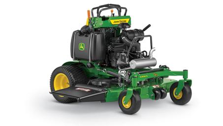 Q820E QuikTrak™ Stand-On Mower