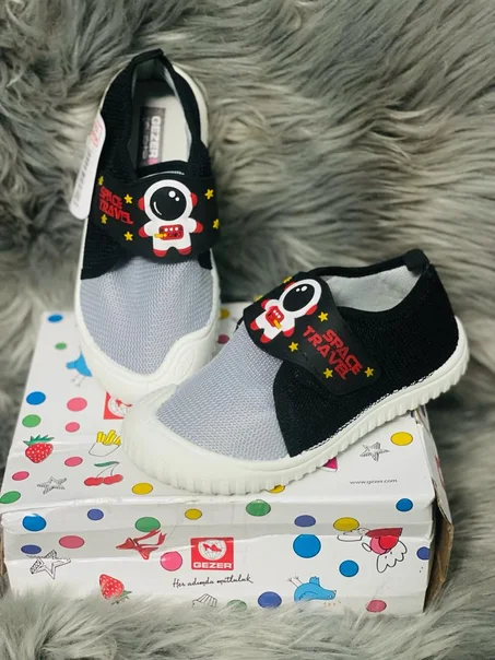 Chaussures confortables petit garçon