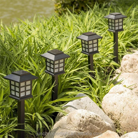 ضوء خارجي يعمل بالطاقة الشمسية