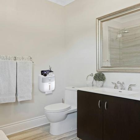 حامل ورق التواليت مثبت على الحائط