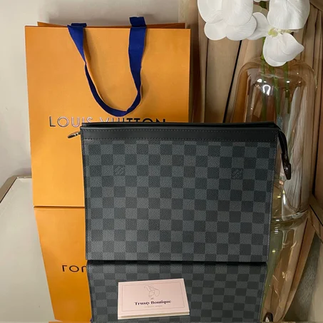 LV Pochette Voyage MM Damier Pouch