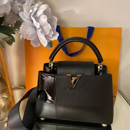 LV CAPUCINES BB