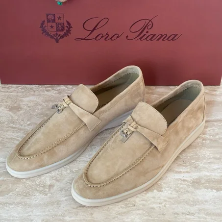 Loro piana summer walk D021