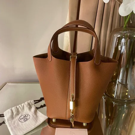 Hermès Picotin 18 Gold Clemence Leather