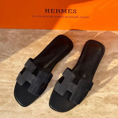 Hermes black denim oran