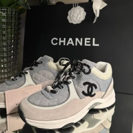 Chanel Wmns Sneaker