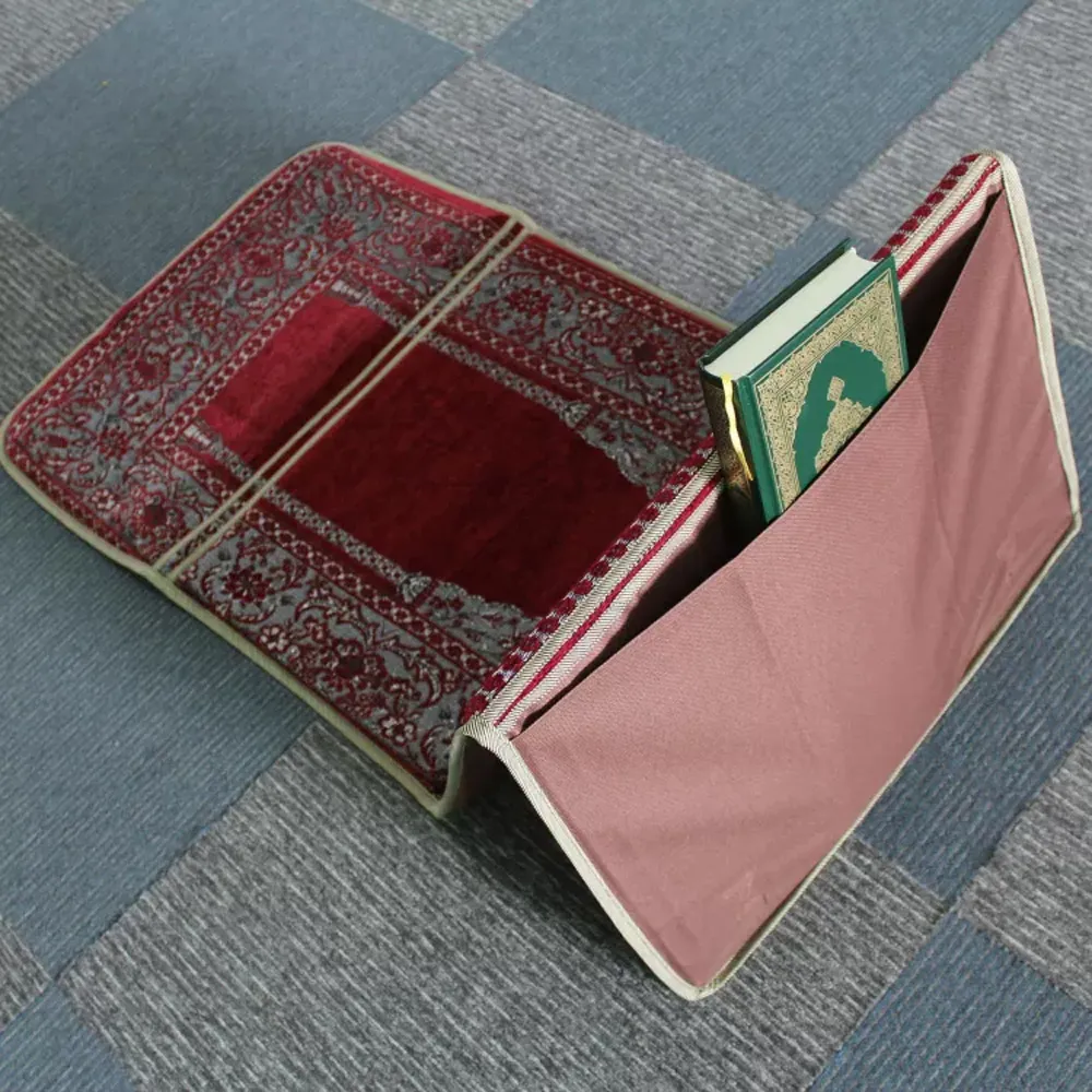 سجادة صلاة بتكاية