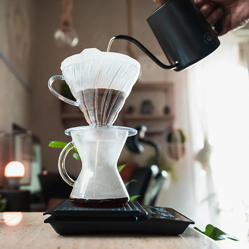 • طقم المزاج المتكامل للقهوة و الشاى (قابل للطى). بضمان سنتين