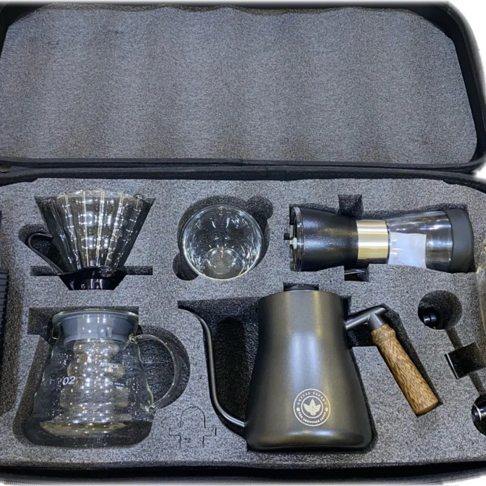 • طقم المزاج المتكامل للقهوة و الشاى (قابل للطى). بضمان سنتين