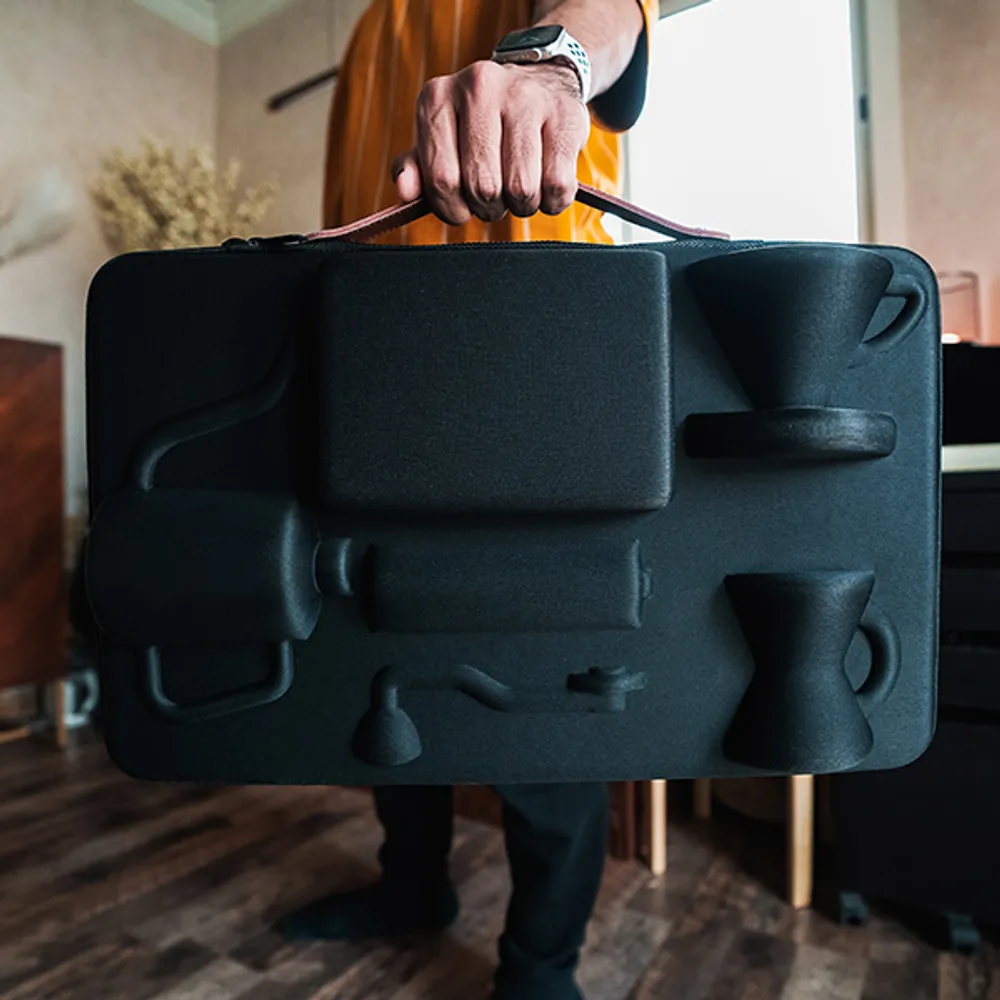 • طقم المزاج المتكامل للقهوة و الشاى (قابل للطى). بضمان سنتين