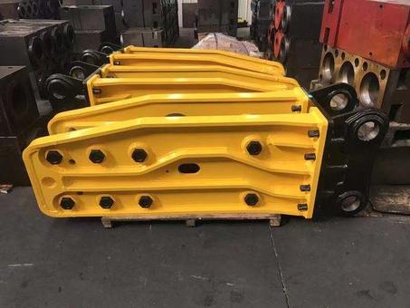 SOOSAN HYDRAULIC BREAKER - SB70  TOP TYPE SPLIT.