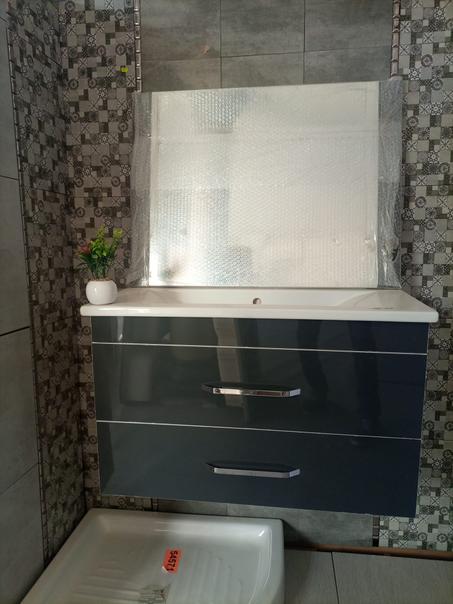 Meuble salle de bain 1