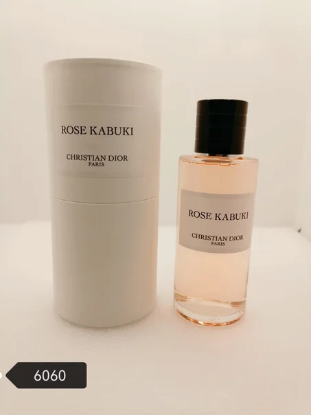 Rose Kabuki perfume