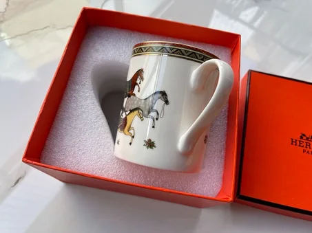 A cup of Hermes