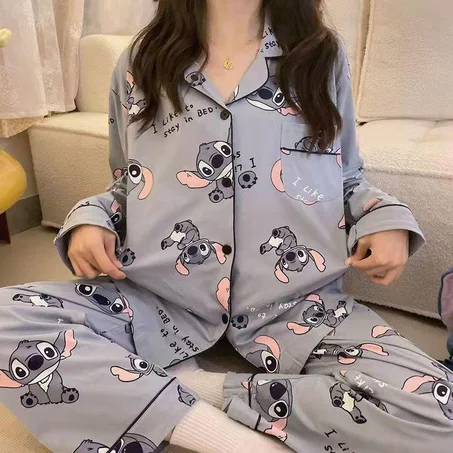 Women's long sleeve pajamas