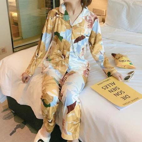Women's pajamas