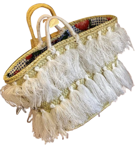 حقيبة كلاتش بيج مزينة بشراشيب مصنوعة يدويًا .