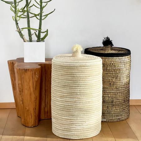 جديد سلة منسوجة يدويا الألوان الأساسية بسيطة الرجعية الروطان صناديق التخزين مع الأغطية مجوهرات طقم شاي صناديق التخزين الأدوات المنزلية