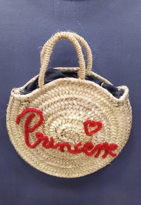 سلة الحب المستديرة