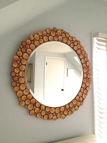 مرآة مستديرة بإطار خشبي اشكال مربعه او دائريه