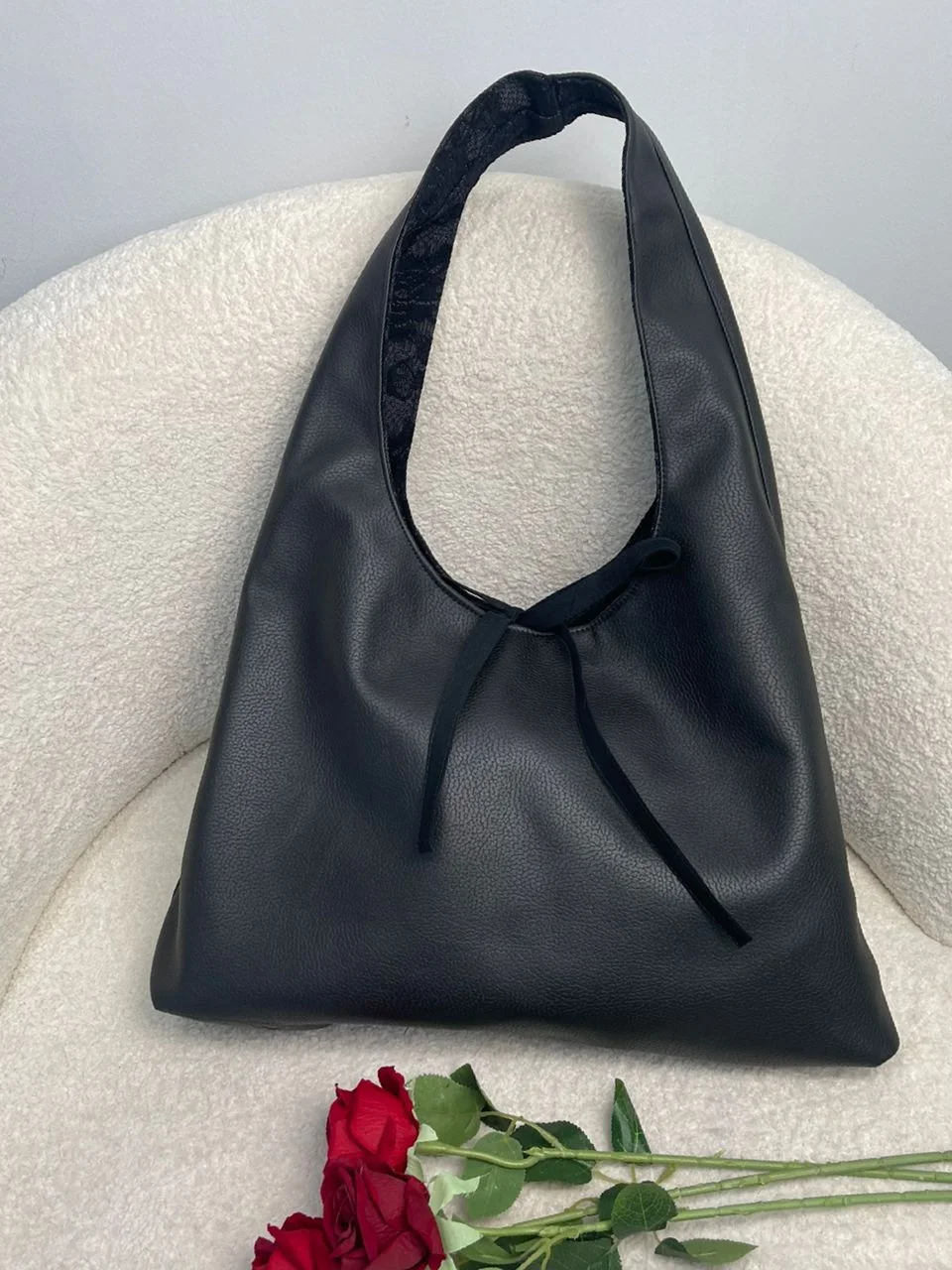 Flora black  