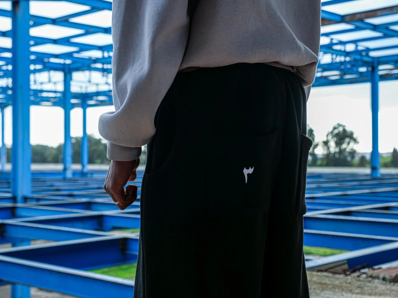 ۳ DOUBLE POCKET SWEATPANT
