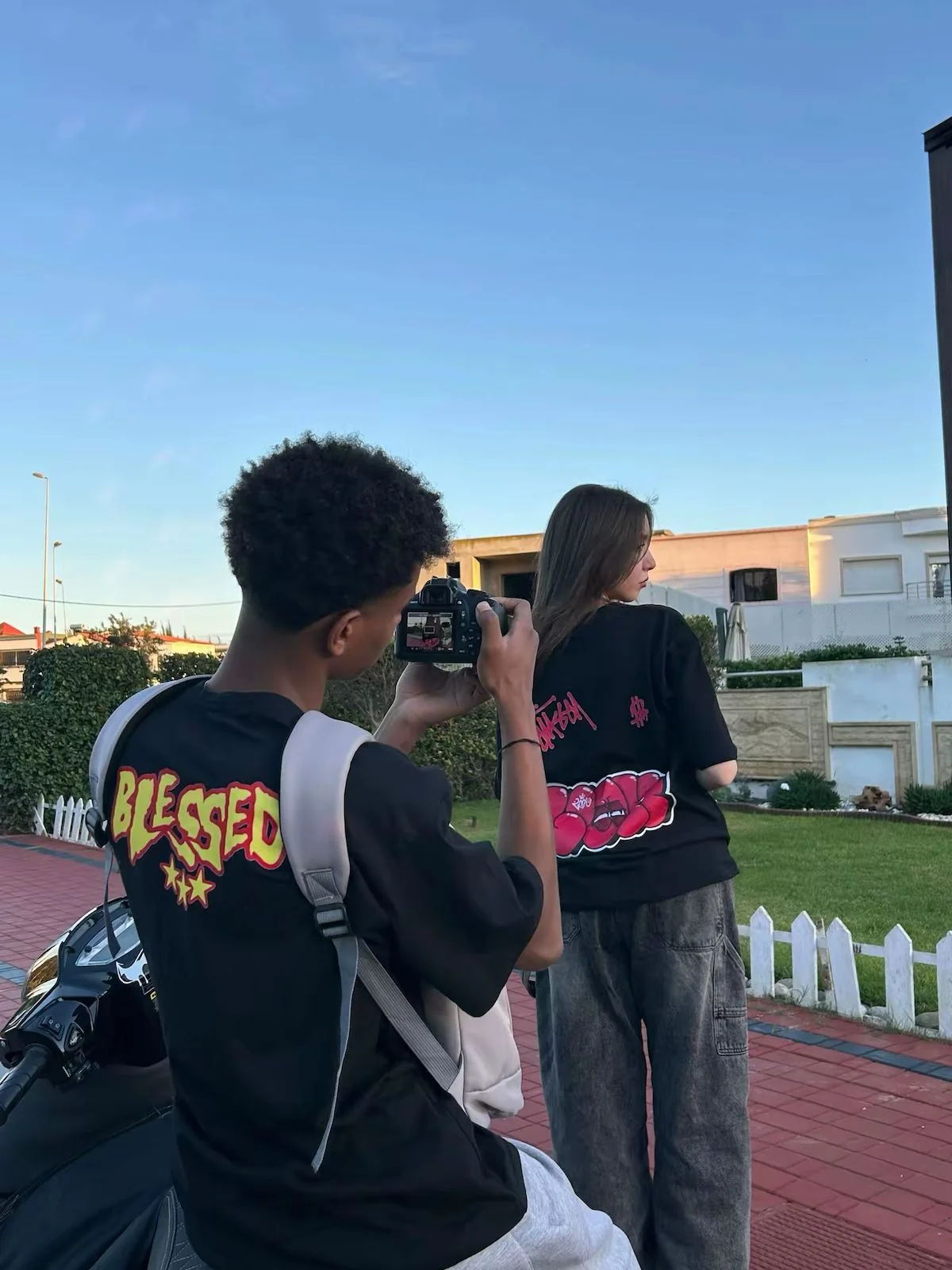 BLESSED / LOOK DESIGN T-SHIRTS