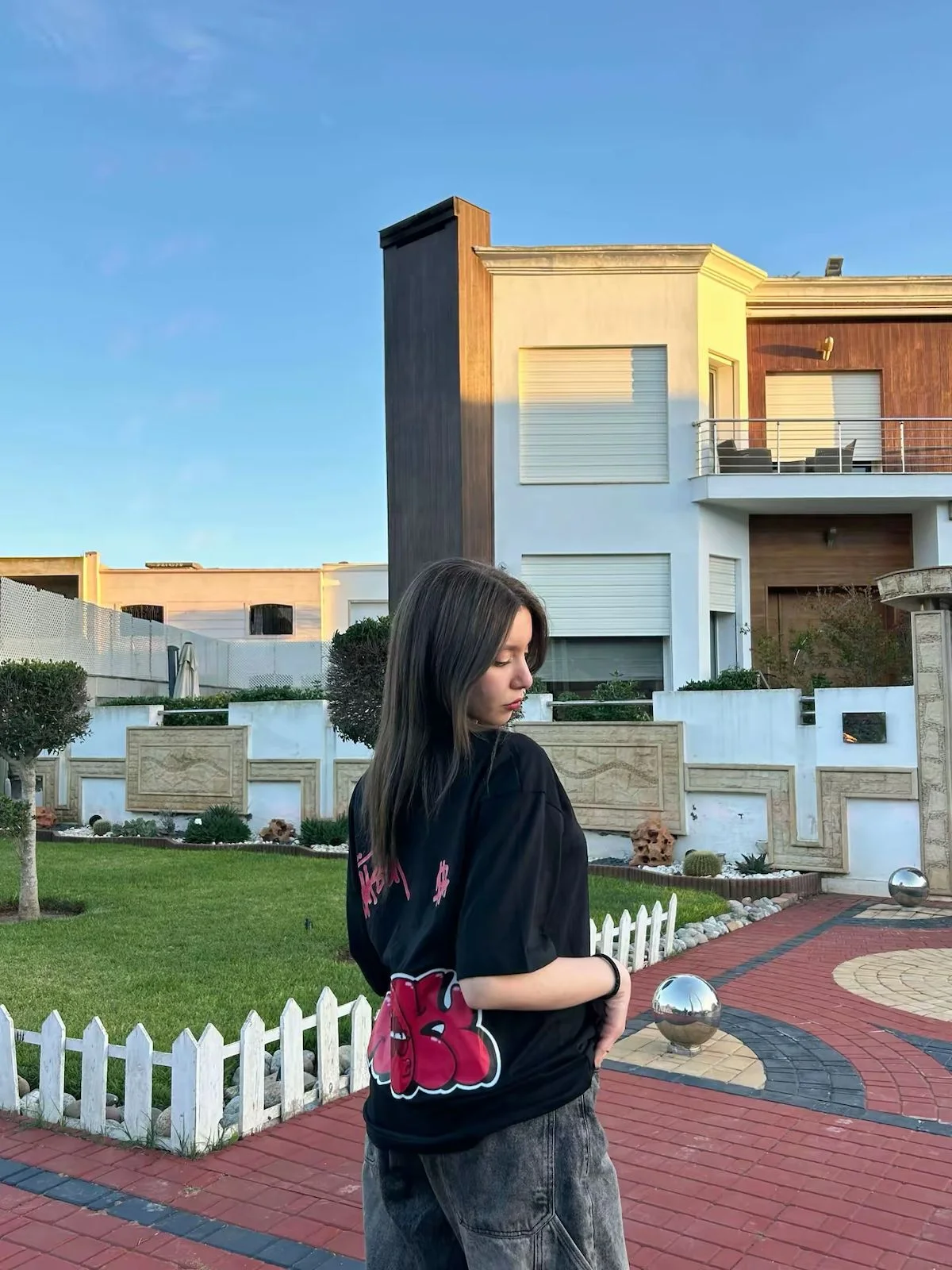 BLESSED / LOOK DESIGN T-SHIRTS