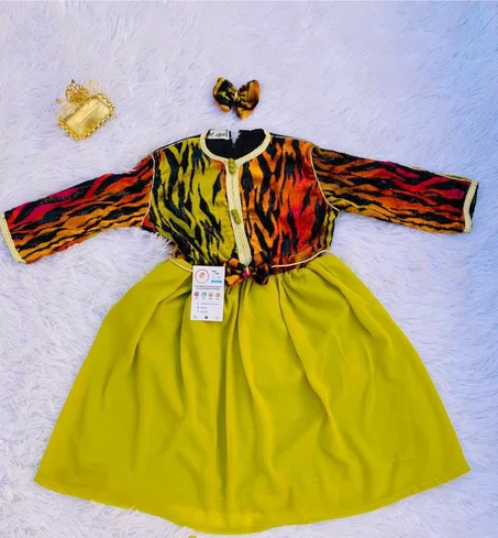 فستان بناتي أنيق لعمر 2 إلى 3 سنوات 💕 – خامة ممتازة وراحة مثالية 👧