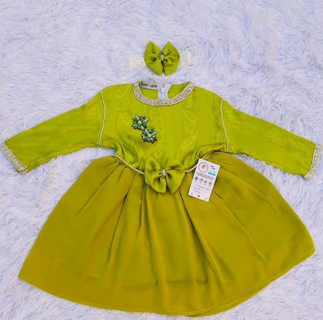 قفطان مميز للصغيرات 🎀 – خامة ناعمة وجودة مضمونة 👶💖