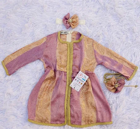 فستان مغربي تقليدي 6–9 شهور – لمسة تراثية بإطلالة عصرية 👶✨