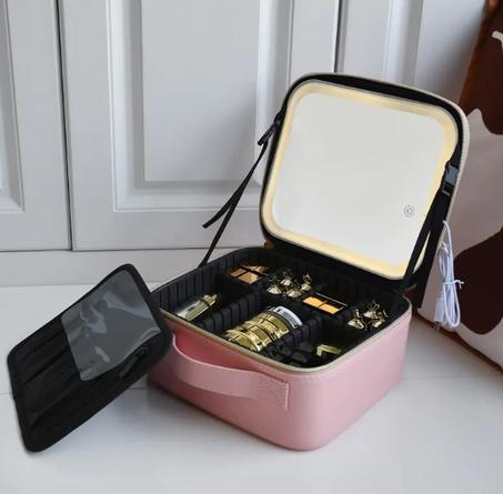 حقيبة مكياج ذكية مزودة بإضاءة LED – وردية