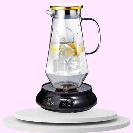 إبريق شاي زجاجي مع جرة ماء