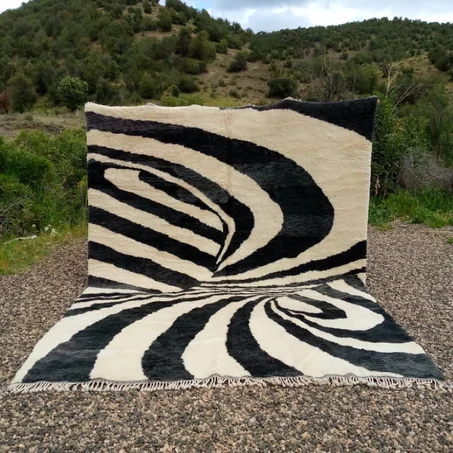 Monochrome Mirage Rug-Beni Mrir't Rug (ref: m020)