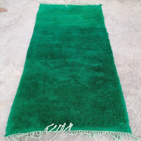 Green Runner Rug (ref: r05)