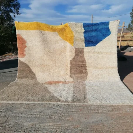 Luxury Moroccan Rug, Cream/Blue/Taupe/Sunrise Yellow (ref: m025)