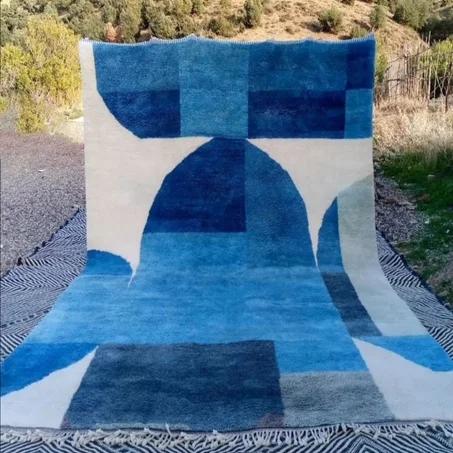 Moroccan Beni Mrir't Rug in white and different shades of blue; Cobalt, Navy, Baby Blue (ref: m083)