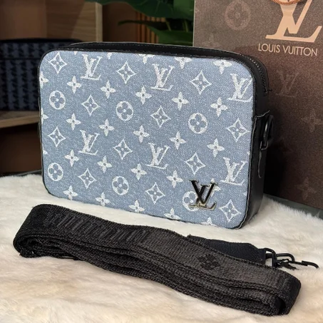 Sacoche LV BLEU JEAN Coffret 2026