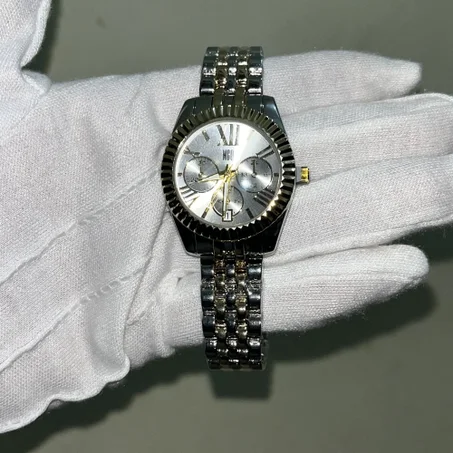 Montre de luxe pour femmes🫶🏼✨ ساعة راقية للنساء