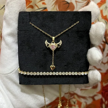 Pack collier et gourmette flying heart🩷 سنسلة و كوزميطً قلب يطير