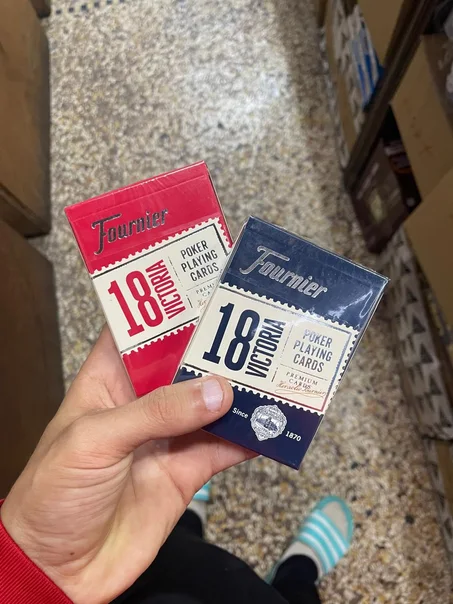 "Cartes Rami Original Fournier Victoria – تجربة لعب ممتعة وراقية"